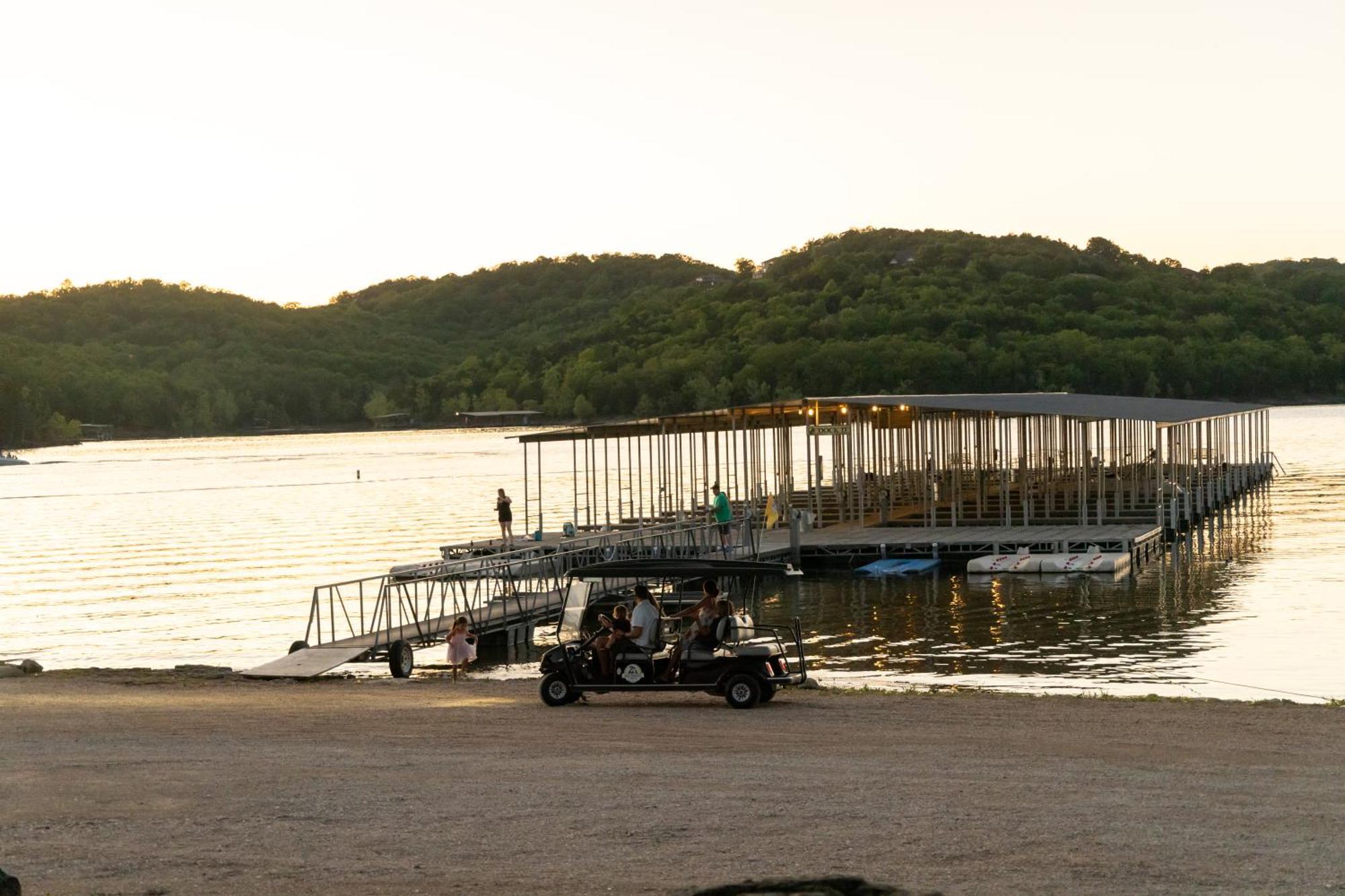 Still Waters Resort Indian Point Esterno foto